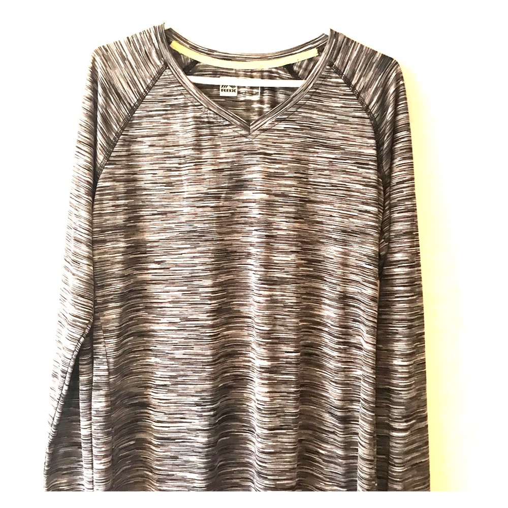 Long sleeve work out top